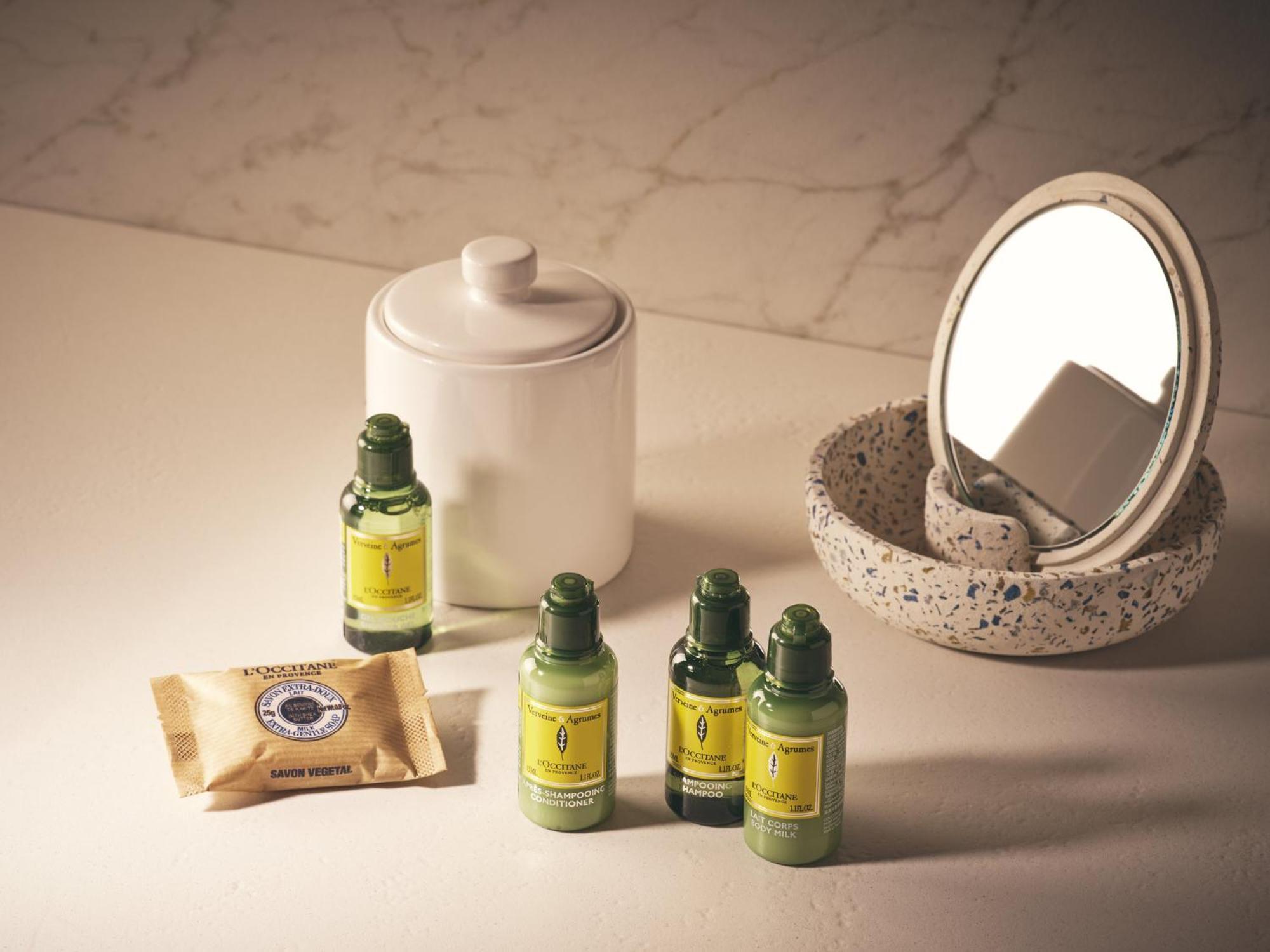 Intercontinental Seoul Coex, An Ihg Hotel Exteriér fotografie A selection of toiletries